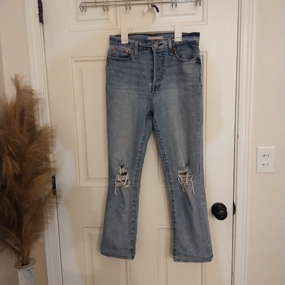 Levi's Wedgie crop jeans
